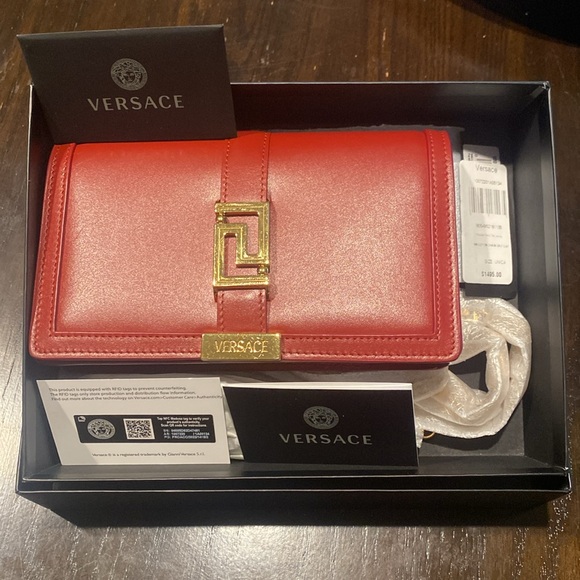 Greca Goddess Wallet on Chain - Picture 2 of 4